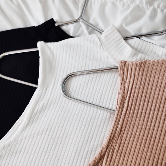 SoldOut11thStreet - Picture 4 of 4